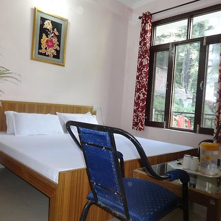 Hotel Kumar Residency Дармсала Экстерьер фото