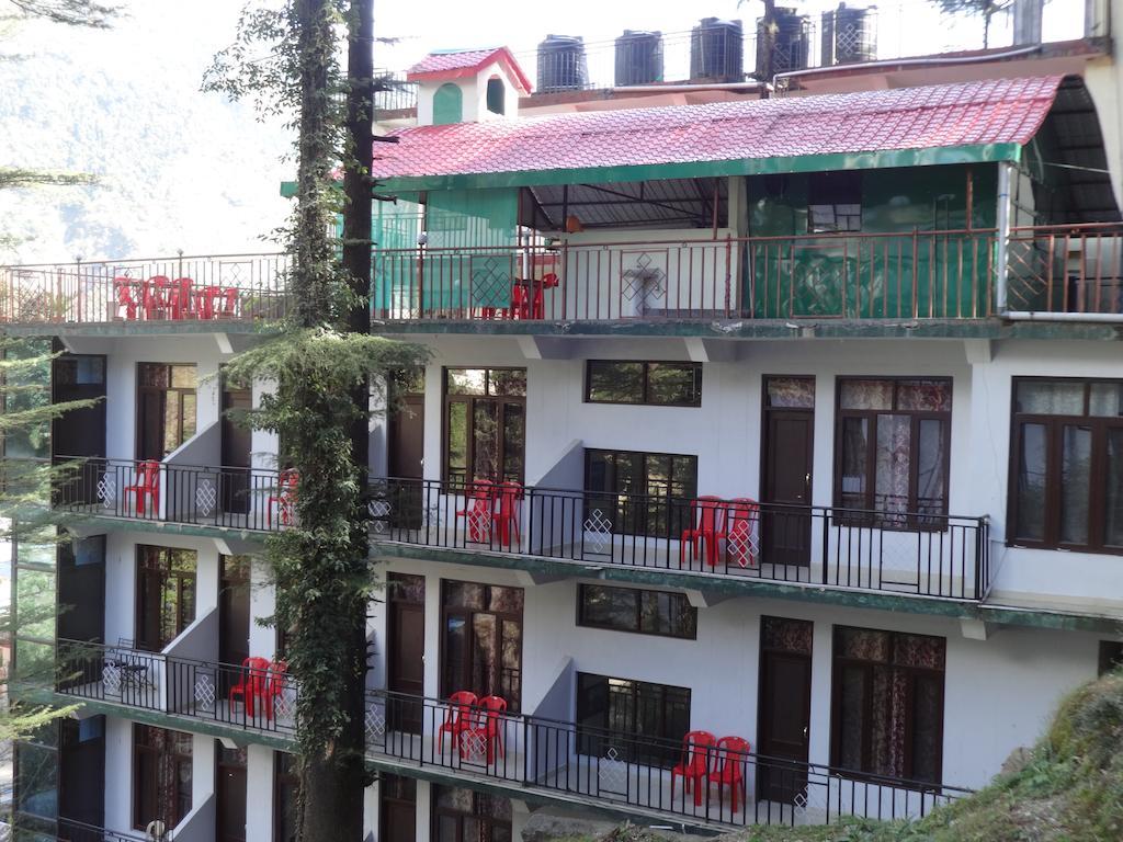 Hotel Kumar Residency Дармсала Экстерьер фото