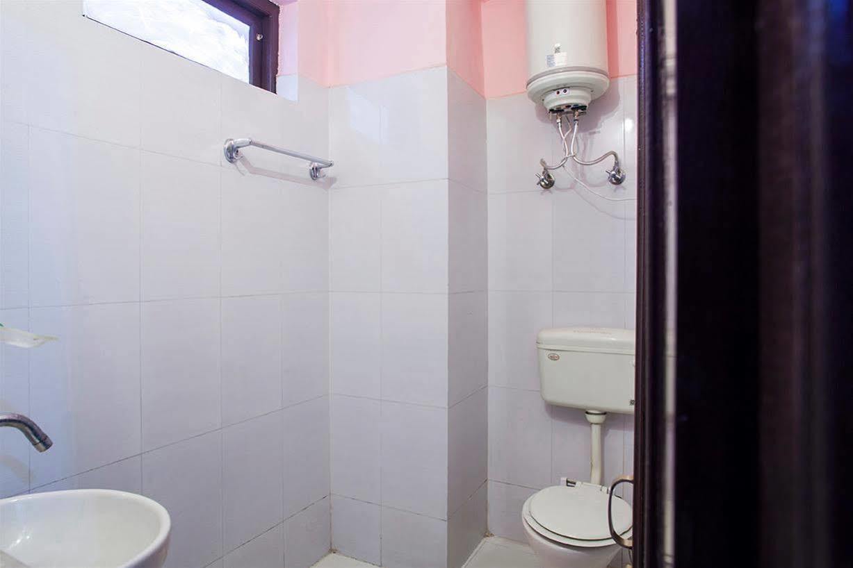 Hotel Kumar Residency Дармсала Экстерьер фото